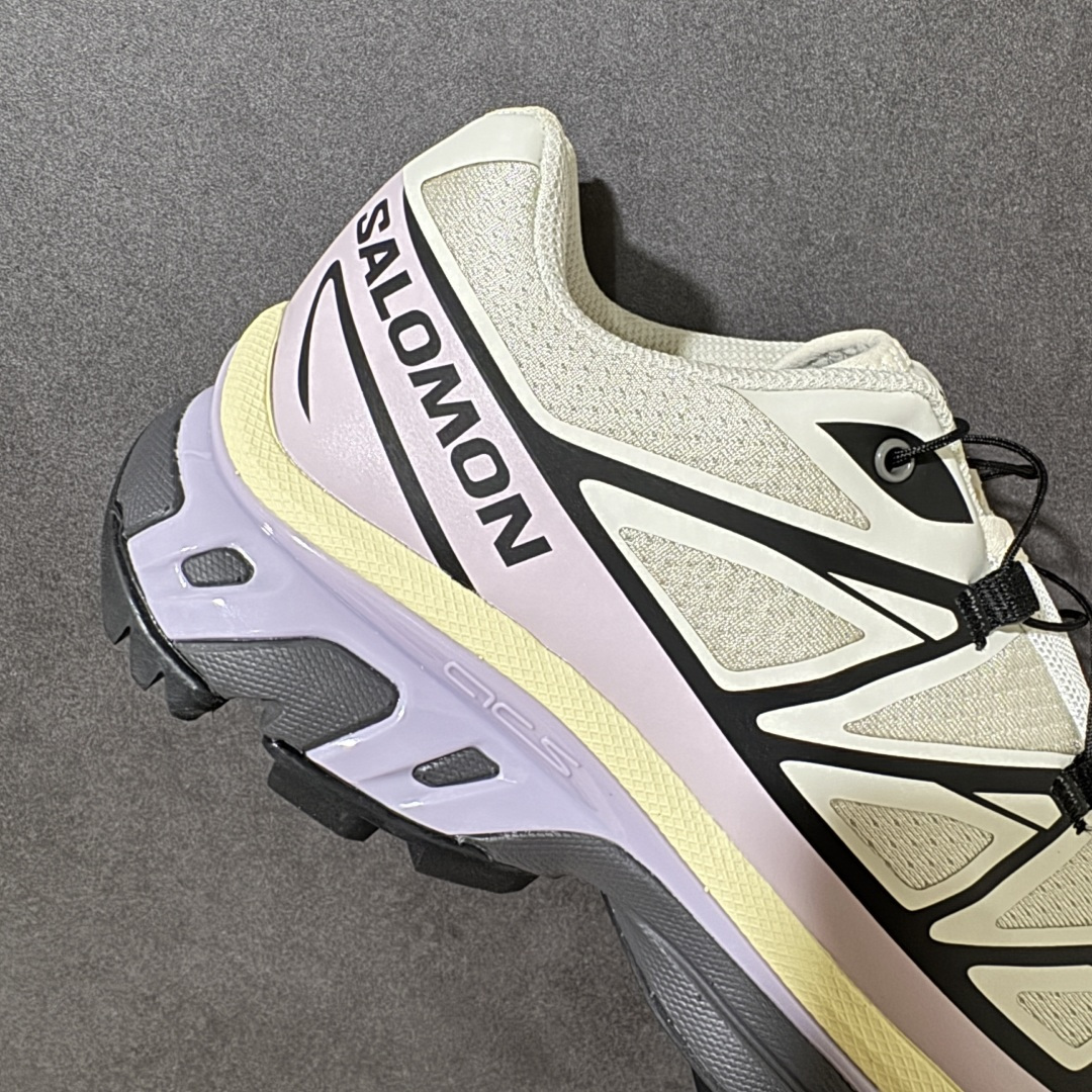 图片[7]-【公司级】 Salomon XT-6 一代 萨洛蒙复古潮流户外机能登山跑鞋 477376 纯原外贸平台特供订单 耗时半年巨作 全套原纸板楦头开发 原厂特供网布配套加持 确保原汁原味 完美呈现版型 原档数据独家私模五层组合大底 原装Ortholite轻量化鞋垫 中底布带钢印编号 原厂TPU锁扣 进口港宝加持 后跟自然饱满 还原公司包裹性 鞋面以“锯齿”状的包裹系统呈现 在基色底之下加入了各种色点缀 将公司的最新技术和时尚前卫的造型融入耐用的长跑款式中 鞋面由 TPU 薄膜制成 并焊接在高耐磨网眼上 使其既时尚又坚固 由 ACS底盘支撑 可增强稳定性和支撑力 以及由橡胶凸耳 Contragrip外底覆盖的 EVA 缓冲中底 旨在应对崎岖的地形 鞋舌上的彩色Salomon 标签、Quicklace 系统以及鞋头、鞋舌和鞋跟上的附加品牌使细节更加完美 让穿着者可以轻松驾驭户外与通勤下的任何运动生活场景 无缝鞋身户外随意纵横 颜值与脚感兼备 出街通勤 绝对非常吸睛 你值得拥有 尺码：36 36.5 37.5 38 38.5 39 40 40.5 41 42 42.5 43 44 44.5 45-选品中心