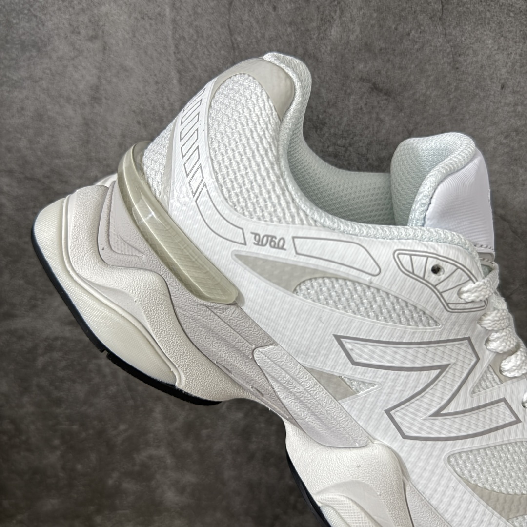 图片[7]-【纯原版】 New Balance NB9060 联名款 复古休闲运动慢跑鞋 U90608PE 全套原楦原纸板原厂数据开发 进口三明治网面 原装进口翻毛皮料正确绒感卡色 正确中底拉帮中底网布细节 原厂标裁 带紫光防伪 定制后跟透明水晶模块 冲裁组合 大底贴合程度胶水上色把控完美 整洁度挑战全网艺术家 多道序QC把关品质完善 匠心打造 耗时两个月开发完成 工艺极其复杂难度可想而知 新开独立私模大底 全网唯一正确六层组合大底 高端零售专供产物 尺码：36 37 37.5 38 38.5 39 40 40.5 41 42 42.5 43 44 45 46.5-选品中心