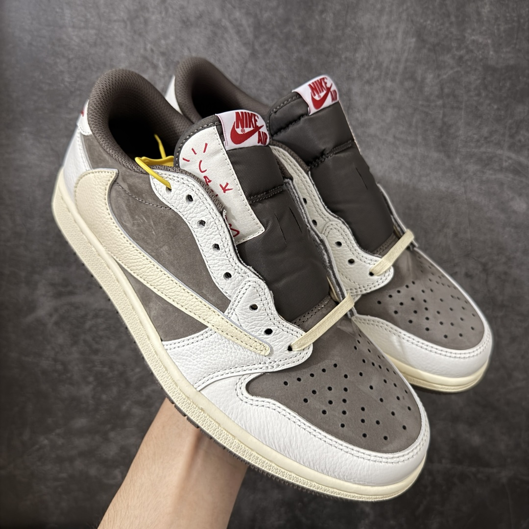 【GX2.0海外版】Travis Scott x Air Jordan AJ1 Low OG SP TS联名白棕倒钩低帮 DM7866-162 知名大厂出品 纯原第一梯队版本 产品品控稳定性领先行业 各方面均可对飙市面通货版 SZ原厂全套原楦原纸板冲刀磨具开发 原厂皮料加持 原厂港宝加持定型后跟R度完美 同源原厂电绣 鬼脸飞翼针数密度立体效果一致 百分百一致原鞋 原厂拉帮工艺 针距密度一致 后跟弧度收口自然不对折 极致一眼正品既视感 进口玻璃冲刀皮料裁剪零毛边 全鞋电脑针车工艺 品控清洁度最高QC检验标准 免检产品 原厂订购鞋盒、鞋标、防尘纸、鞋撑、鞋带 追求极致的原厂味道 尺码：36-48.5-选品中心