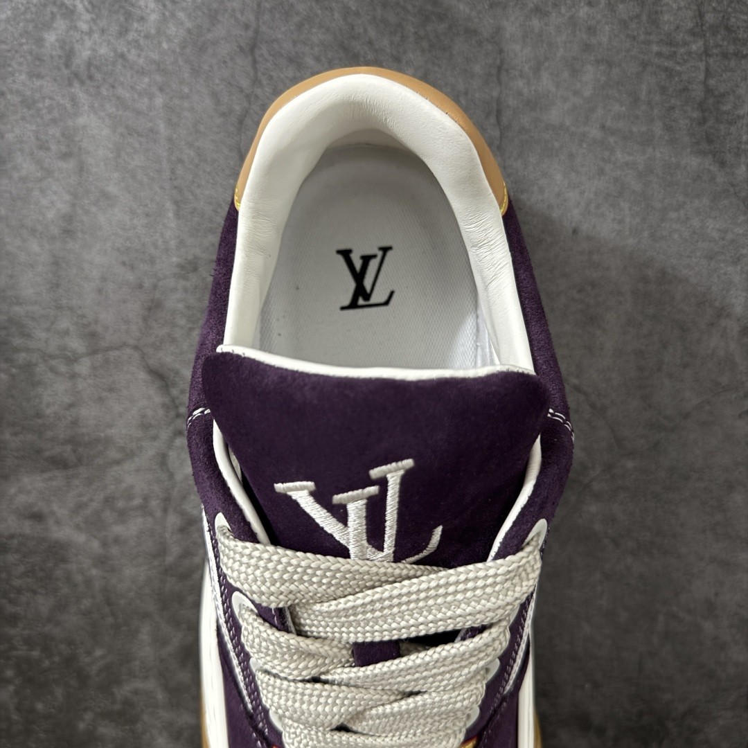 图片[8]-【HS顶级礼盒版】LV 路易威登LOUIS VUITTON Tilted Low Sneakers 倾斜系列低帮复古休闲运动文化百搭板鞋 2026早春款板鞋 饼干鞋 礼盒包装 私模开发大底 正确细节 原鞋原材料1：1打造 完美版型做工 欢迎对比市场任何品质的货品 广东原产 专业LV大厂出品 正确底 大底开发近半年 原楦型开发纸版 全鞋原材料打造 细节 针车 烫金 中底无可挑剔 包装说明书防尘布袋物件(附送官方快递加固牛皮纸外盒!!)# 尺码：39 40 41 42 43 44 45 46-选品中心
