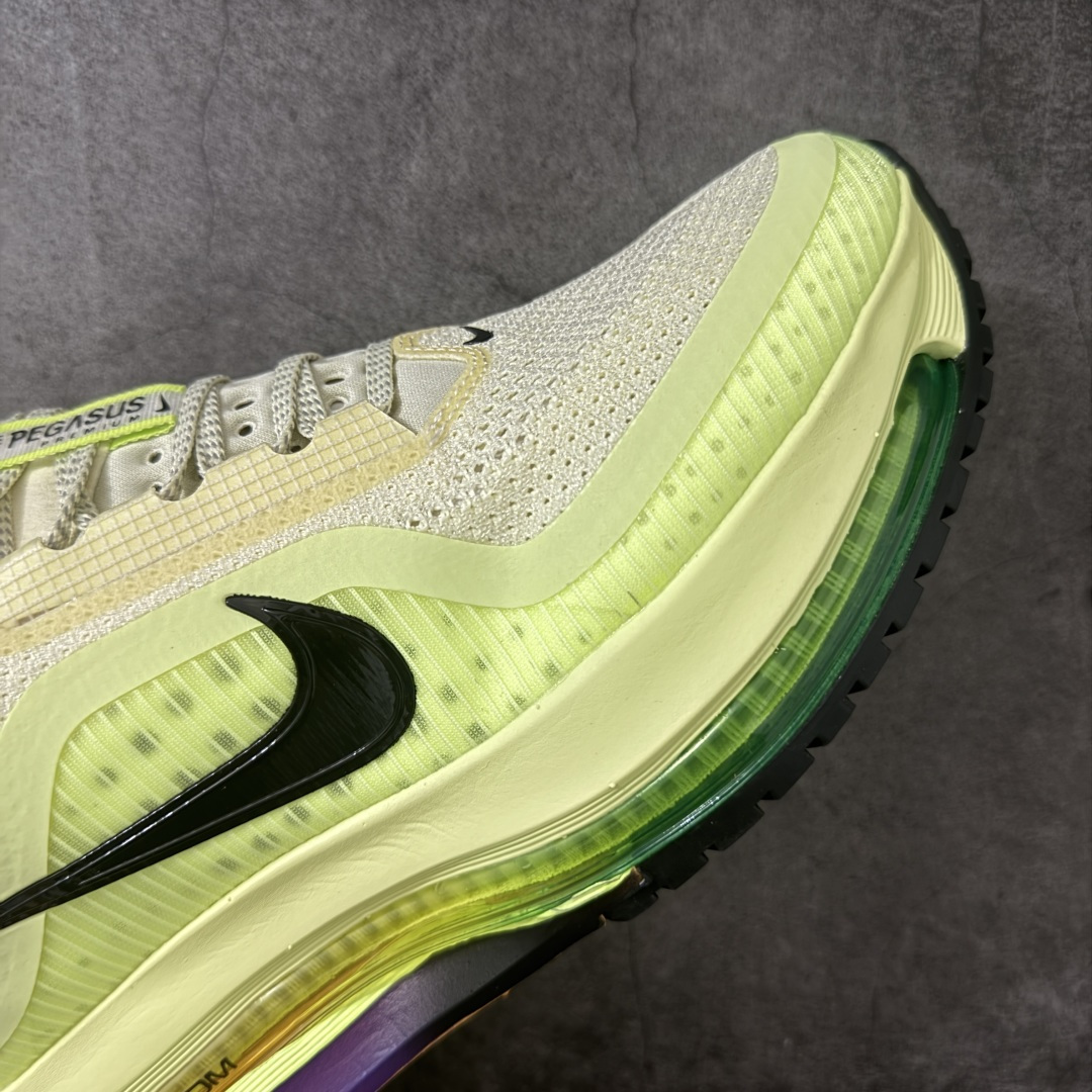 Nike Pegasus Premium SE 舒适百搭减震防滑耐磨透气 低帮跑步鞋简约又不失活力，上脚