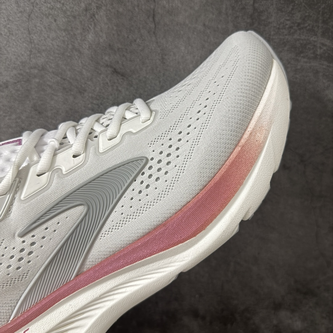 图片[6]-【BT纯原】Brooks Glycerin 23 布鲁克斯甘油 男女同款 正宗发泡超临界跑鞋 鞋面透气网眼 穿着舒适四季能穿 鞋面采用原厂甲卡梭织布此工艺只有DG那边才能做好 中底采用 DNA Tuned 超临界发泡 前掌DNA FLASH V2 抓地防滑耐磨 轻量竞速 日常跑步/马拉松/通勤最适合不过 超临界：核心特点 材质与脚感：采用EVA与TPU混合的超临界发泡材料，脚感软弹，回弹比Ortholite更快，重量更轻（单只约150克），能有效提升能量回馈，目前算最核心的中底！ ​采用原厂1：1 原盒原标 原厂欧索奈鞋垫 一切细节 做工以及脚感均做到完美还原 欢迎品鉴💪 尺码：35.5 36 36.5 37.5 38 38.5 39 40 40.5 41 42 42.5 43 44 44.5 45 46 46.5 47.5-选品中心