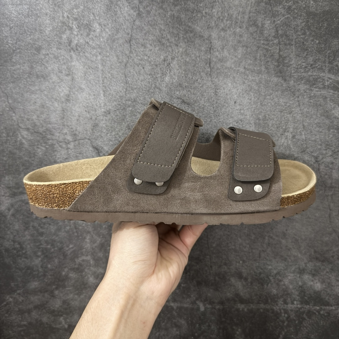 【莞顶G版】Birkenstock\\t 勃肯/博肯软木软底 休闲鞋半拖二字魔术贴拖鞋 深茶色 品质升级版 市场最好品质 十年ZP代工厂老师傅工艺 纯手工打造原汁原味博肯 市场最强版 没有之一 尺码： 35-45-选品中心