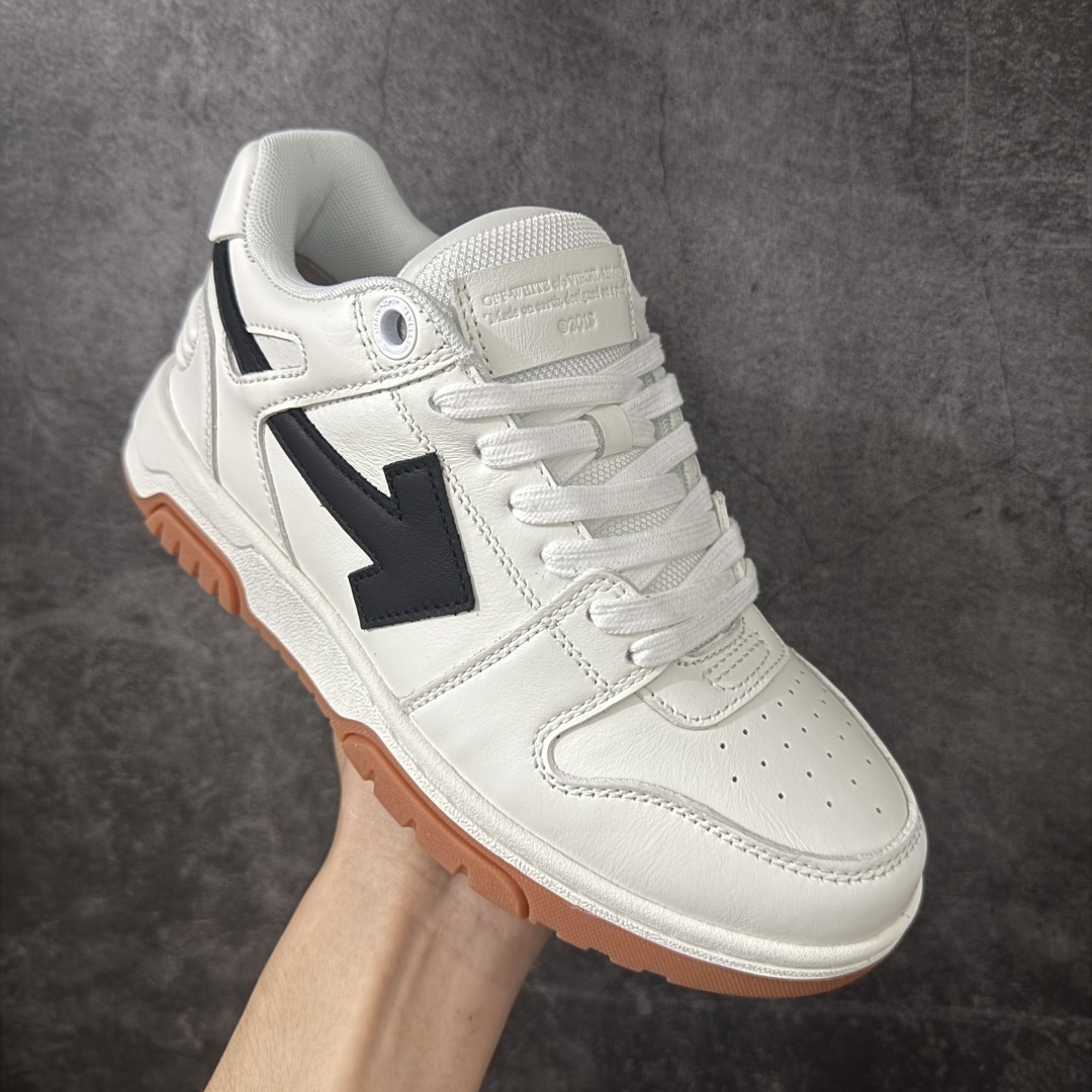 图片[3]-【原厂版】OFF-WHITE Out Of Office OW低帮时尚板鞋 白黑 全新版本 大厂出货 全头层软质皮料 质感满分💯 细节描述市场货 配件齐全 杨幂同款 由经典配色打造 箭头符号、ZipTie 标签、1ogo印花等经典元素皆在此呈现 让人一眼明了 Off-White 的潮流身份 单品以黑白配色皮质制成 饰有品牌标志性 zip Tie 束线带吊牌 侧面饰有 Arrows 图案 展现出品牌对街头风格的偏爱 原厂原档案开发 原盒原标原厂头层皮料 官方原版设计 做工细节全方位对比原鞋 尺码：35 36 37 38 39 40 41 42 43 44 45 46 47-选品中心