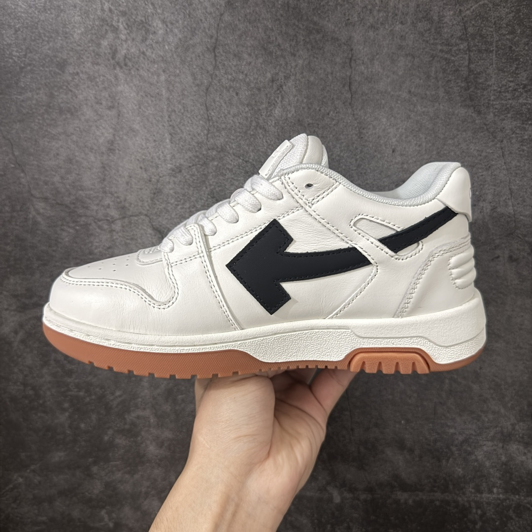 图片[2]-【原厂版】OFF-WHITE Out Of Office OW低帮时尚板鞋 白黑 全新版本 大厂出货 全头层软质皮料 质感满分💯 细节描述市场货 配件齐全 杨幂同款 由经典配色打造 箭头符号、ZipTie 标签、1ogo印花等经典元素皆在此呈现 让人一眼明了 Off-White 的潮流身份 单品以黑白配色皮质制成 饰有品牌标志性 zip Tie 束线带吊牌 侧面饰有 Arrows 图案 展现出品牌对街头风格的偏爱 原厂原档案开发 原盒原标原厂头层皮料 官方原版设计 做工细节全方位对比原鞋 尺码：35 36 37 38 39 40 41 42 43 44 45 46 47-选品中心