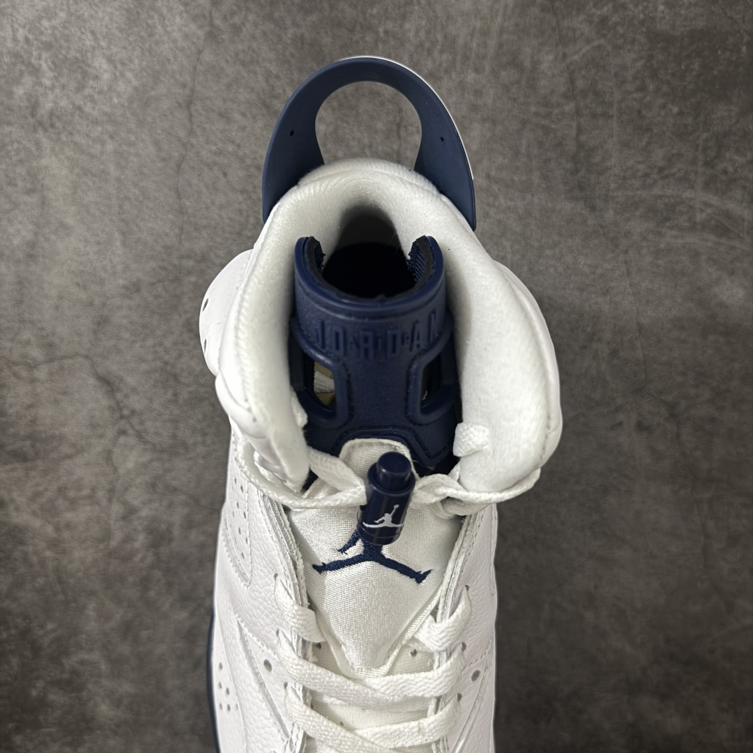 图片[8]-【原厂版本】Air Jordan AJ6 Retro 白蓝 海军蓝 CT8529-141 耗时半年巨作 全套原纸板楦头开发 确保原汁原味 完美呈现六代版型 一比一鞋头弧度高度鞋身弧度 数据细节工艺流程均保持一致 定制优质皮料 完美鞋型匹配公司货 正确TPU鞋舌锁扣 最新原厂底模 大底卡色咬花完美 鞋柜必备鞋款 终端现货供应 尺码：40 40.5 41 42 42.5 43 44 44.5 45 46 47.5-选品中心