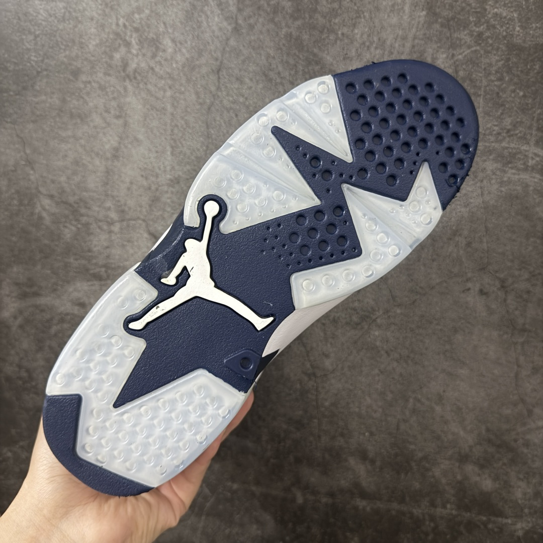图片[9]-【原厂版本】Air Jordan AJ6 Retro 白蓝 海军蓝 CT8529-141 耗时半年巨作 全套原纸板楦头开发 确保原汁原味 完美呈现六代版型 一比一鞋头弧度高度鞋身弧度 数据细节工艺流程均保持一致 定制优质皮料 完美鞋型匹配公司货 正确TPU鞋舌锁扣 最新原厂底模 大底卡色咬花完美 鞋柜必备鞋款 终端现货供应 尺码：40 40.5 41 42 42.5 43 44 44.5 45 46 47.5-选品中心
