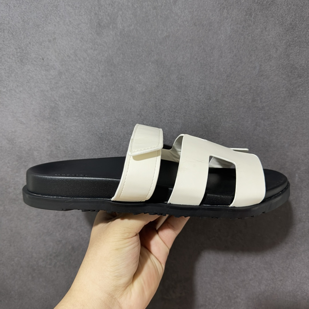 【公司级】欧美ins潮网红夏季性感女神搭配款高奢品牌爱马仕Hermès Purple Lizard Oran Sandals经典H鞋面凉鞋休闲平底拖鞋 货号:H908 38360 尺码:35-44-选品中心