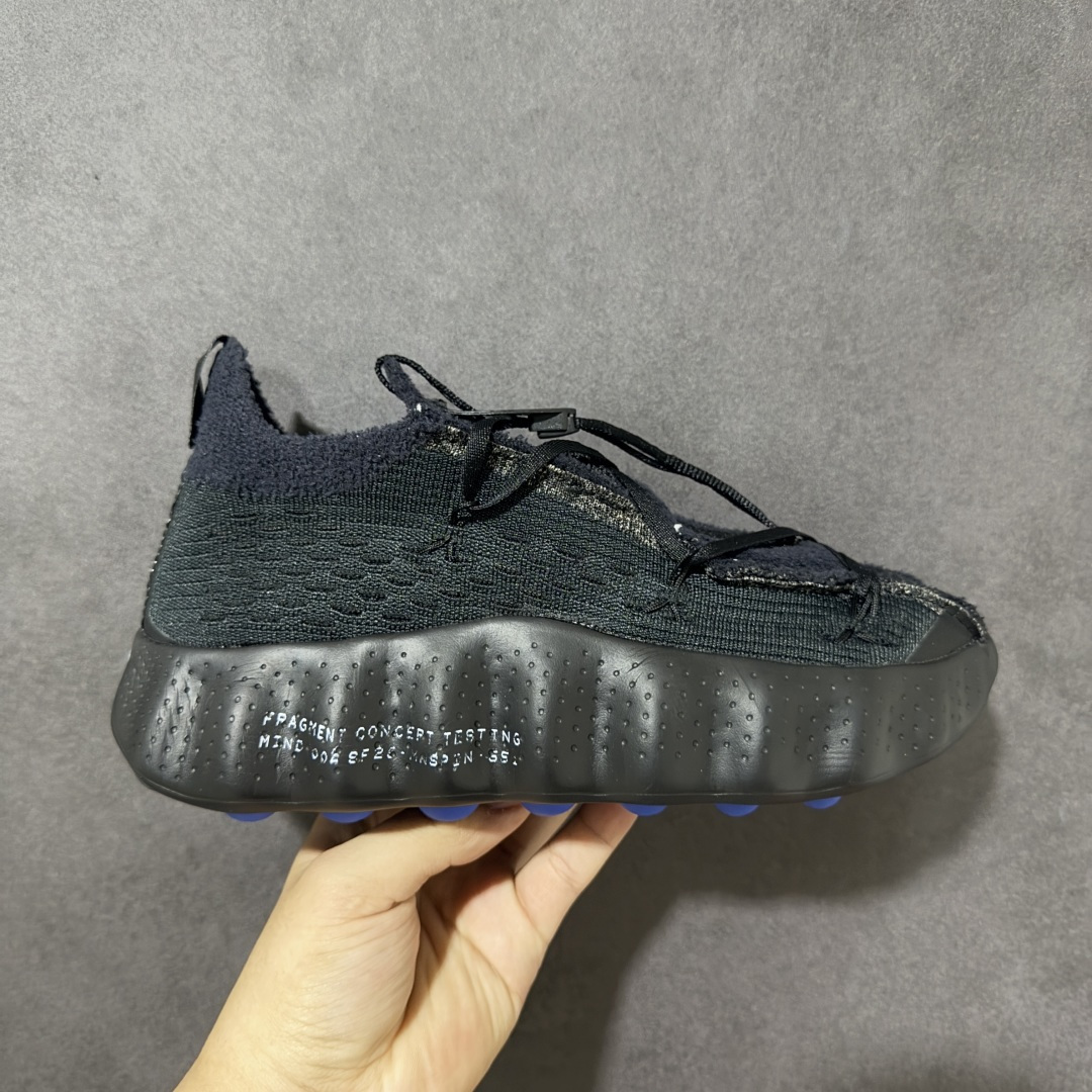 【公司级】Nike x Fragment Mind 002 神经科学足底按摩鞋 IQ8504-002 #从神经科学中汲取灵感 鞋面采用穿孔透气织物材质 鞋底22个独立泡棉节点 科技感满满。 尺码:36 36.5 37.5 38 38.5 39 40 40.5 41 42 42.5 43 44 44.5 45-选品中心