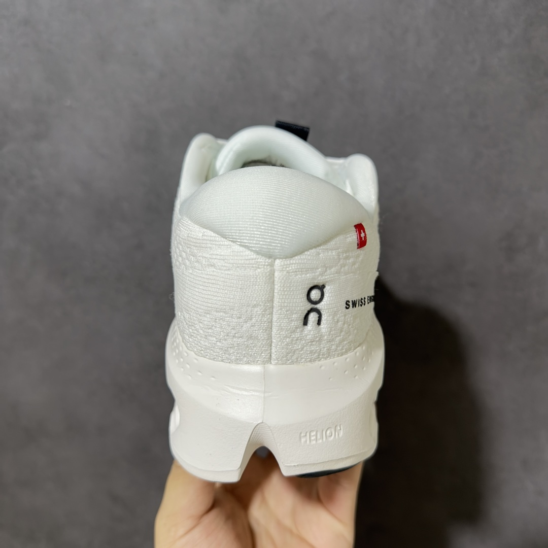 图片[4]-【公司级】昂跑On Cloudtilt 新品男女同款缓震徒步鞋厚底增高运动老爹鞋 云模块高弹eva十橡胶组合，缓震回弹双效合一，抓地力及耐磨性兼备原装进口织物鞋面，厚实兼备透气性，同步原版高频压印及压胶处理，3m反光加持缓震性能提升：cloudtilt 2.0采用了先进的缓震技术，能够有效减少跑步时对关节的冲击，保护运动者的健康。其独特的缓震系统设计能够提供稳定的支撑，确保跑者在跑道上尽情释潜能。 这款运动鞋注重透气性和舒适性，采用轻盈透气的材料，确保双脚在奔跑中感受自由和快感。紧密贴合脚型的设计，提供稳定的支撑，让跑者在奔跑中更加自如。 尺码：36-45无半码-选品中心