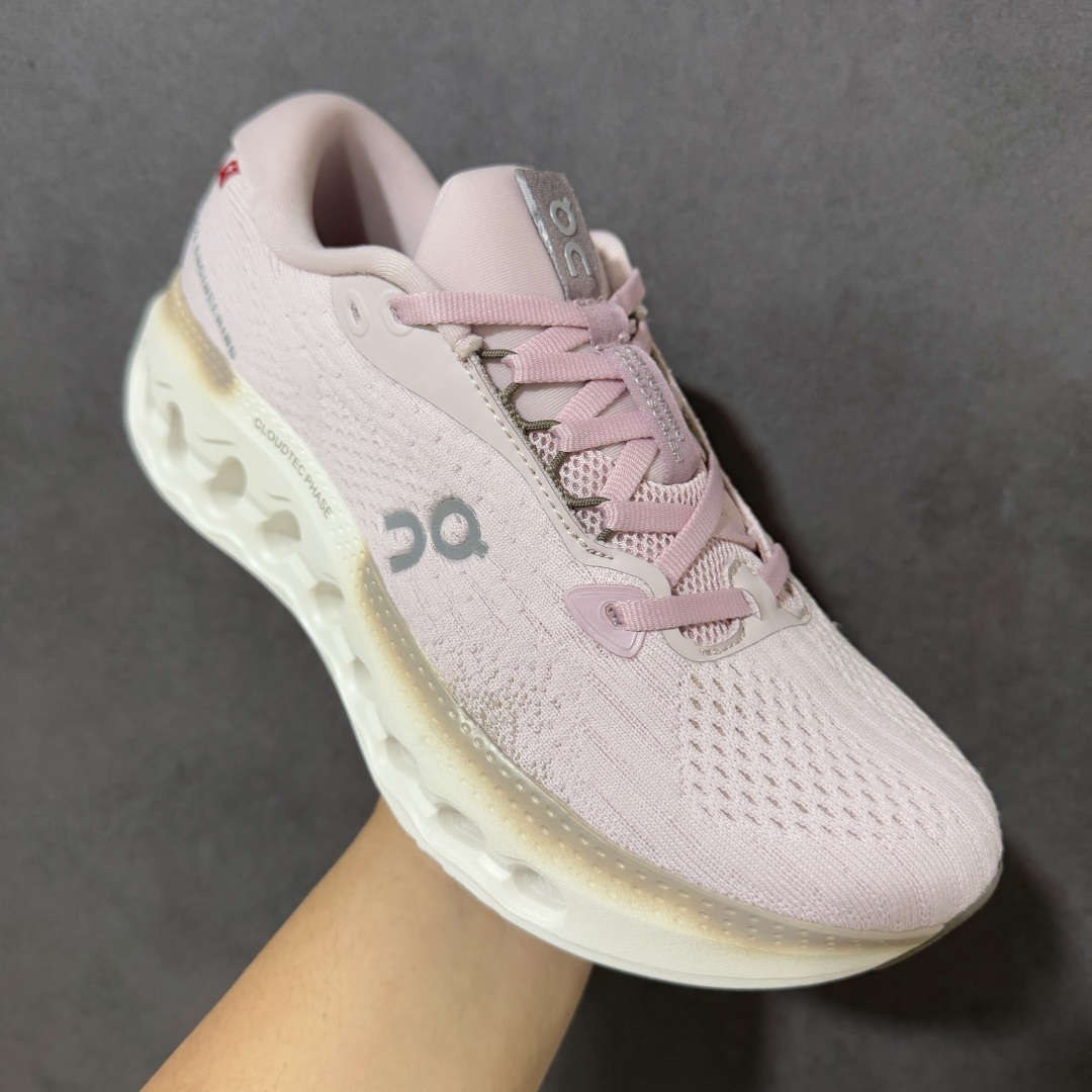 图片[3]-【公司级】昂跑On Cloudtilt 新品男女同款缓震徒步鞋厚底增高运动老爹鞋 云模块高弹eva十橡胶组合，缓震回弹双效合一，抓地力及耐磨性兼备原装进口织物鞋面，厚实兼备透气性，同步原版高频压印及压胶处理，3m反光加持缓震性能提升：cloudtilt 2.0采用了先进的缓震技术，能够有效减少跑步时对关节的冲击，保护运动者的健康。其独特的缓震系统设计能够提供稳定的支撑，确保跑者在跑道上尽情释潜能。 这款运动鞋注重透气性和舒适性，采用轻盈透气的材料，确保双脚在奔跑中感受自由和快感。紧密贴合脚型的设计，提供稳定的支撑，让跑者在奔跑中更加自如。 尺码：36-45无半码-选品中心
