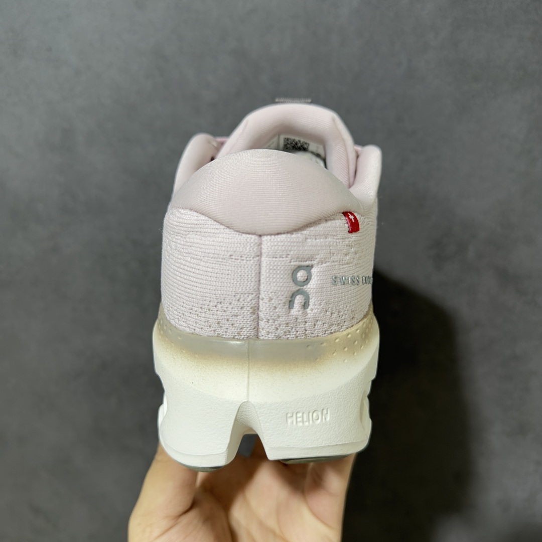 图片[4]-【公司级】昂跑On Cloudtilt 新品男女同款缓震徒步鞋厚底增高运动老爹鞋 云模块高弹eva十橡胶组合，缓震回弹双效合一，抓地力及耐磨性兼备原装进口织物鞋面，厚实兼备透气性，同步原版高频压印及压胶处理，3m反光加持缓震性能提升：cloudtilt 2.0采用了先进的缓震技术，能够有效减少跑步时对关节的冲击，保护运动者的健康。其独特的缓震系统设计能够提供稳定的支撑，确保跑者在跑道上尽情释潜能。 这款运动鞋注重透气性和舒适性，采用轻盈透气的材料，确保双脚在奔跑中感受自由和快感。紧密贴合脚型的设计，提供稳定的支撑，让跑者在奔跑中更加自如。 尺码：36-45无半码-选品中心