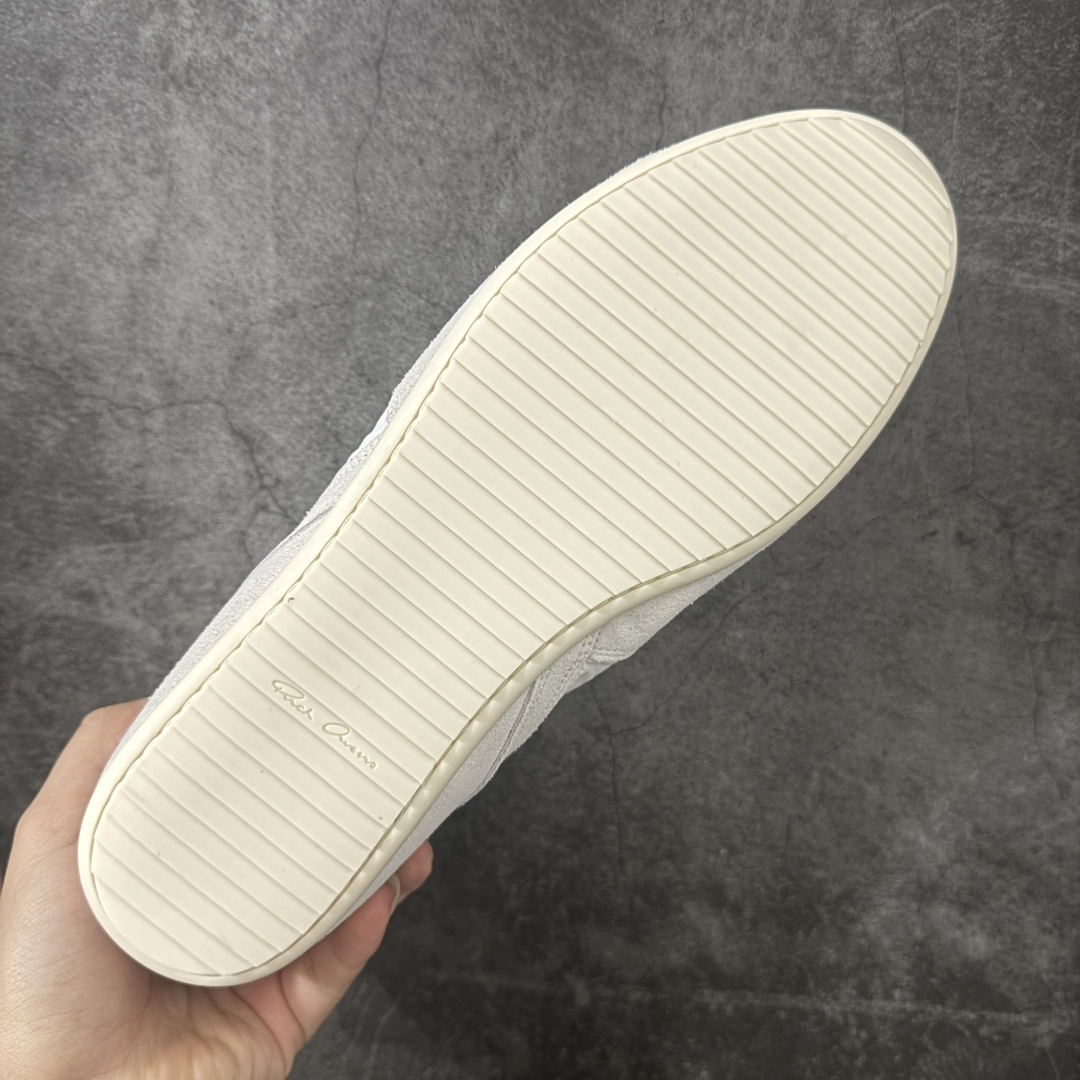 图片[9]-【莞产G版】瑞克·欧文斯Rick Owens Concordians Minimal Sneaker RO 康科迪亚低帮系列高街经典薄底风休闲运动鞋 男女鞋广东原产,配置硬实飞机翻盖礼盒(附赠棉布托购物袋一个!!)#升级原楦原纸版开发版型#采用软质纤维革组合细腻头层小牛皮革鞋面材质#全新数据开发奶香型TPU锯齿纹耐磨橡胶鞋底❗ 尺码：36-46-选品中心