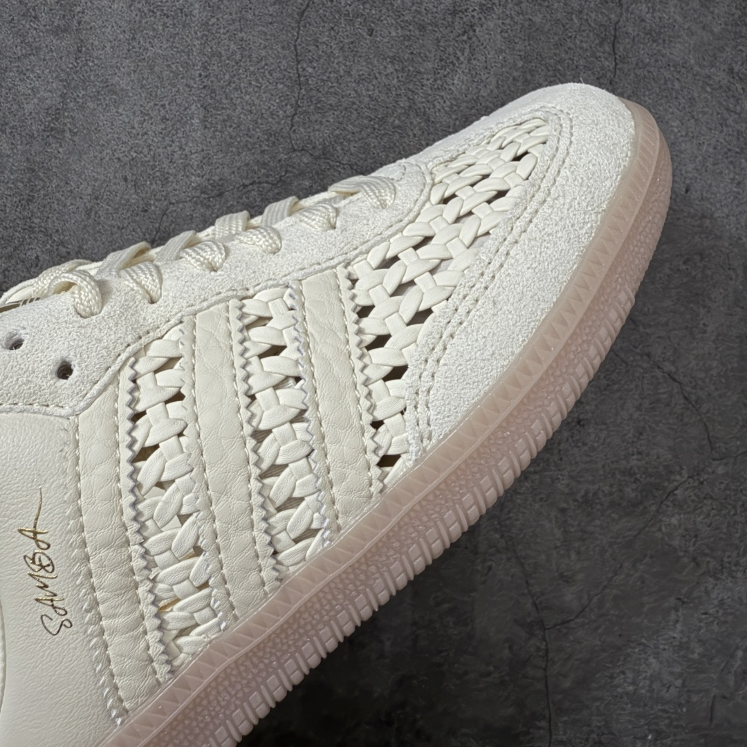 图片[6]-【渠道纯原】桑巴德训拖鞋一脚蹬 adidas originals Samba OG MULE 包头拖鞋 KH7719 浅米色 口碑大厂出品 品控大底版型不断改良更新 全套原纸板楦头开发 确保原汁原味 完美呈现桑巴版型 一比一鞋头弧度高度鞋身弧度 原厂头层皮料 细节品控鞋型随意对比 正确烫金高频细节 独家私模橡胶大底 原盒原配 尺码：35.5 36 36.5 37.5 38 38.5 39 40 40.5 41 42 42.5 43 44 44.5 45-选品中心