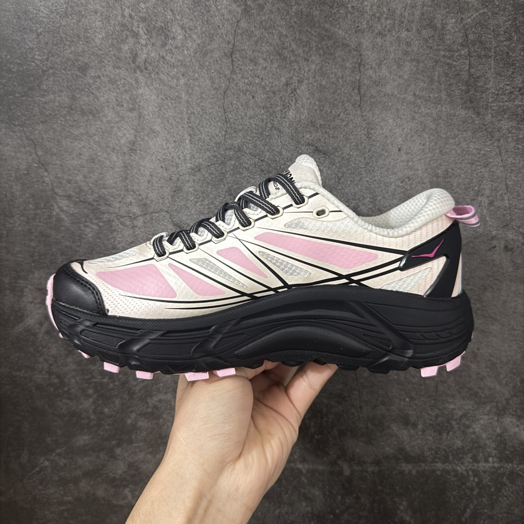 图片[2]-【公司级】Hoka Mafate Speed 2 马法特二代超轻厚底轻量山地跑步鞋   轻量化材料Fresh Foam。超轻量中底全部用料过3C认证！ 滚动平衡科技减少33%能量消耗 ！第二代Mafate更是延续精髓设计，并调整了整体的鞋型，修身的鞋型，更加灵巧的感觉一下子来了。外底韧弹感十足的EVA泡绵，结合Vibram橡胶大底，性能稳定输出，无论是平时穿着还是在潮湿的梅雨季节跑步，都是非常优秀的搭配。  尺码：36 36.5 37 38 38.5 39 40 40.5 41 42 42.5 43 44 45-选品中心