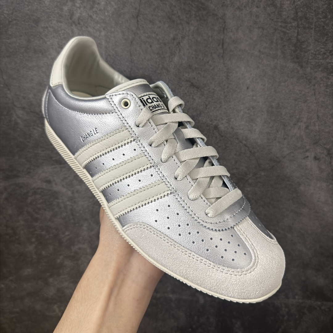 图片[3]-【CS纯原版】Adidas Originals Changle系列 阿迪达斯 三叶草 百搭低帮休闲运动板鞋 KJ3962 顶级纯原大厂出品 完美还原zp细节，注意区别市场任何版本，完全不是一路货色‼️ 全鞋原材料打造，无任何色差，正确鞋型，后跟港宝材料定型，正确微透生胶大底，反口内里头层细腻小牛皮，纸板中底 鞋垫背胶，侧面正确烫金压印字母，所有细节完美还原‼️ 尺码：35.5 36 36.5 37 38 38.5 39 40 40.5 41 42 42.5 43 44 44.5 45-选品中心
