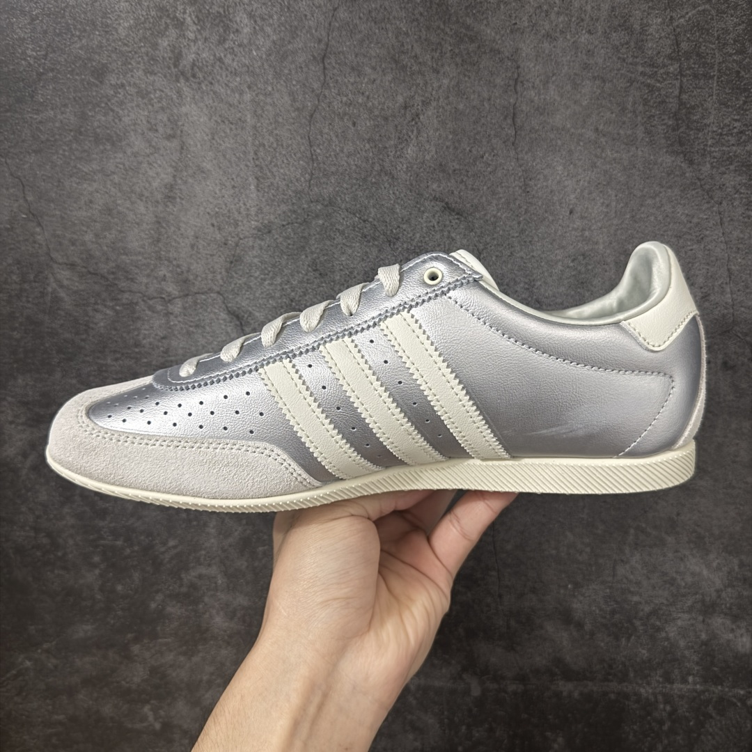 图片[2]-【CS纯原版】Adidas Originals Changle系列 阿迪达斯 三叶草 百搭低帮休闲运动板鞋 KJ3962 顶级纯原大厂出品 完美还原zp细节，注意区别市场任何版本，完全不是一路货色‼️ 全鞋原材料打造，无任何色差，正确鞋型，后跟港宝材料定型，正确微透生胶大底，反口内里头层细腻小牛皮，纸板中底 鞋垫背胶，侧面正确烫金压印字母，所有细节完美还原‼️ 尺码：35.5 36 36.5 37 38 38.5 39 40 40.5 41 42 42.5 43 44 44.5 45-选品中心