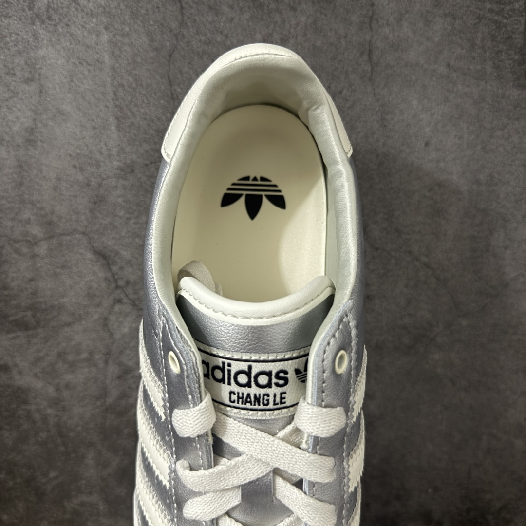 图片[8]-【CS纯原版】Adidas Originals Changle系列 阿迪达斯 三叶草 百搭低帮休闲运动板鞋 KJ3962 顶级纯原大厂出品 完美还原zp细节，注意区别市场任何版本，完全不是一路货色‼️ 全鞋原材料打造，无任何色差，正确鞋型，后跟港宝材料定型，正确微透生胶大底，反口内里头层细腻小牛皮，纸板中底 鞋垫背胶，侧面正确烫金压印字母，所有细节完美还原‼️ 尺码：35.5 36 36.5 37 38 38.5 39 40 40.5 41 42 42.5 43 44 44.5 45-选品中心