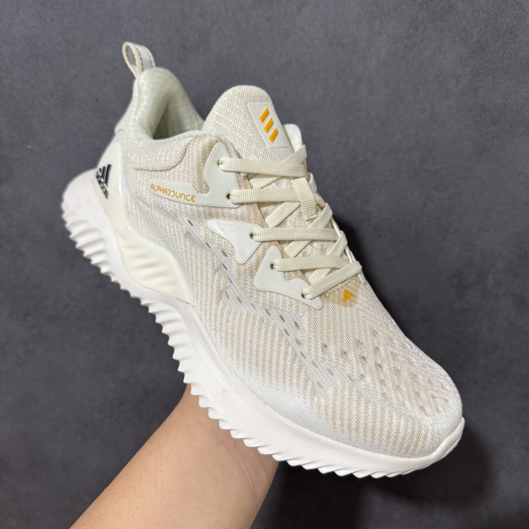 图片[3]-【公司级】adidas AlphaBounce Beyond 舒适 低帮 休闲跑步鞋 男女同款 CG4365 Bounce中底，回弹buff拉满，Bounce中底带来持续能量反馈，落地软弹不卸力，每一步都像踩在云朵上，跑跳、久走都不累脚。 一体织透气网布，兼顾包裹性与透气性，告别闷汗黏脚，脚感轻盈到几乎“无负担”。 波浪纹橡胶大底，抓地力拉满，耐磨防滑，无论是柏油路还是湿滑地面，都能稳步前行。 尺码：36 36.5 37 38 38.5 39 40 40.5 41 42 42.5 43 44 44.5 45-选品中心