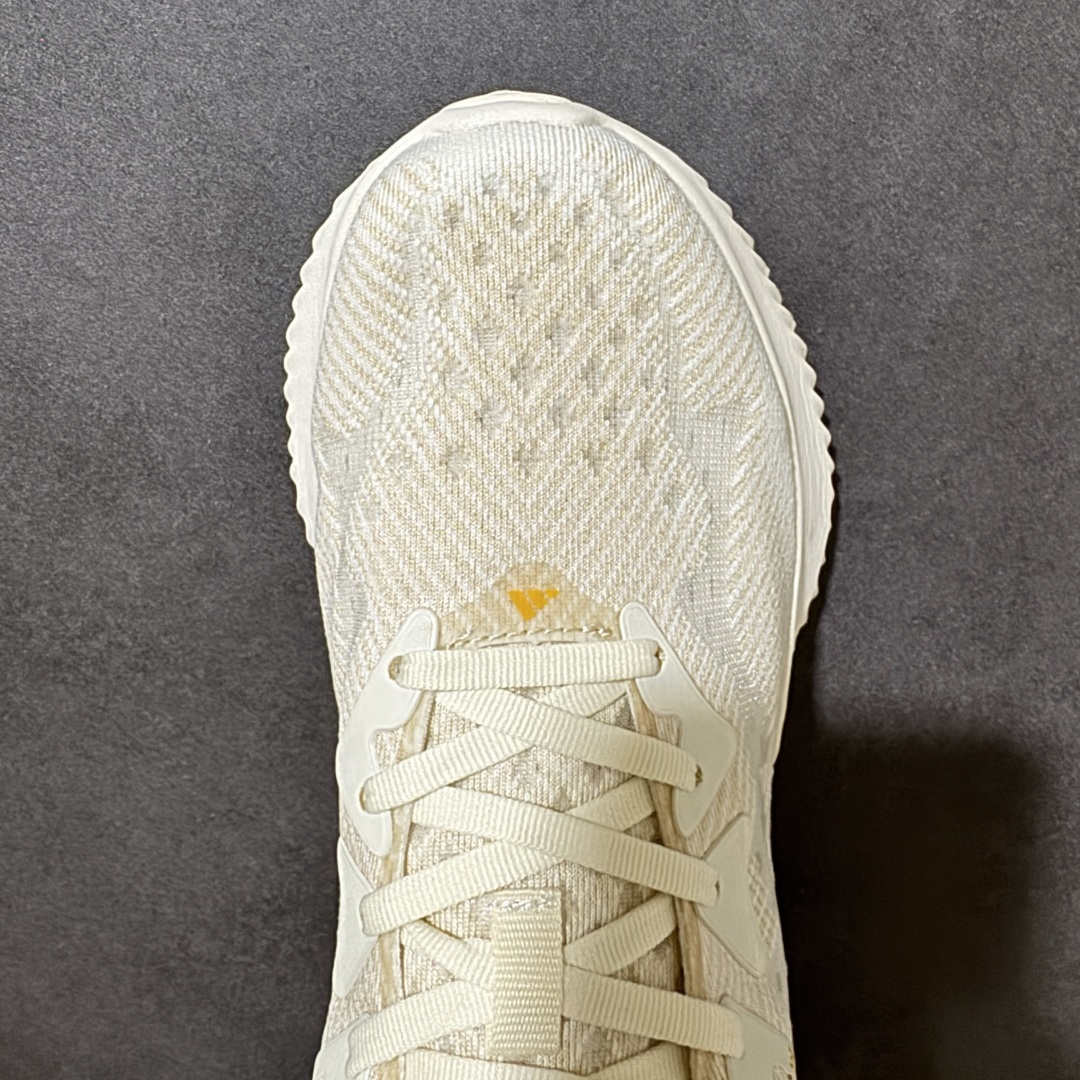 图片[5]-【公司级】adidas AlphaBounce Beyond 舒适 低帮 休闲跑步鞋 男女同款 CG4365 Bounce中底，回弹buff拉满，Bounce中底带来持续能量反馈，落地软弹不卸力，每一步都像踩在云朵上，跑跳、久走都不累脚。 一体织透气网布，兼顾包裹性与透气性，告别闷汗黏脚，脚感轻盈到几乎“无负担”。 波浪纹橡胶大底，抓地力拉满，耐磨防滑，无论是柏油路还是湿滑地面，都能稳步前行。 尺码：36 36.5 37 38 38.5 39 40 40.5 41 42 42.5 43 44 44.5 45-选品中心