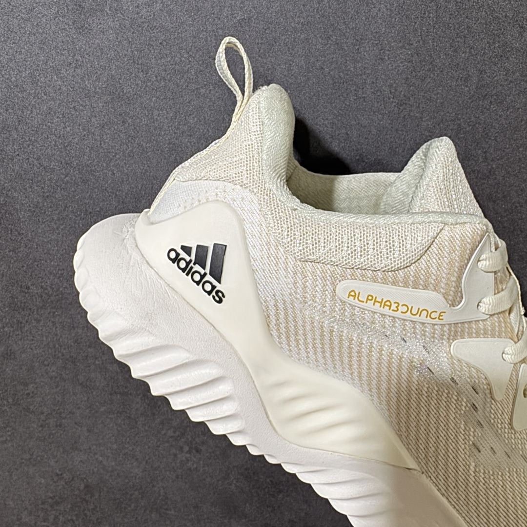 图片[7]-【公司级】adidas AlphaBounce Beyond 舒适 低帮 休闲跑步鞋 男女同款 CG4365 Bounce中底，回弹buff拉满，Bounce中底带来持续能量反馈，落地软弹不卸力，每一步都像踩在云朵上，跑跳、久走都不累脚。 一体织透气网布，兼顾包裹性与透气性，告别闷汗黏脚，脚感轻盈到几乎“无负担”。 波浪纹橡胶大底，抓地力拉满，耐磨防滑，无论是柏油路还是湿滑地面，都能稳步前行。 尺码：36 36.5 37 38 38.5 39 40 40.5 41 42 42.5 43 44 44.5 45-选品中心
