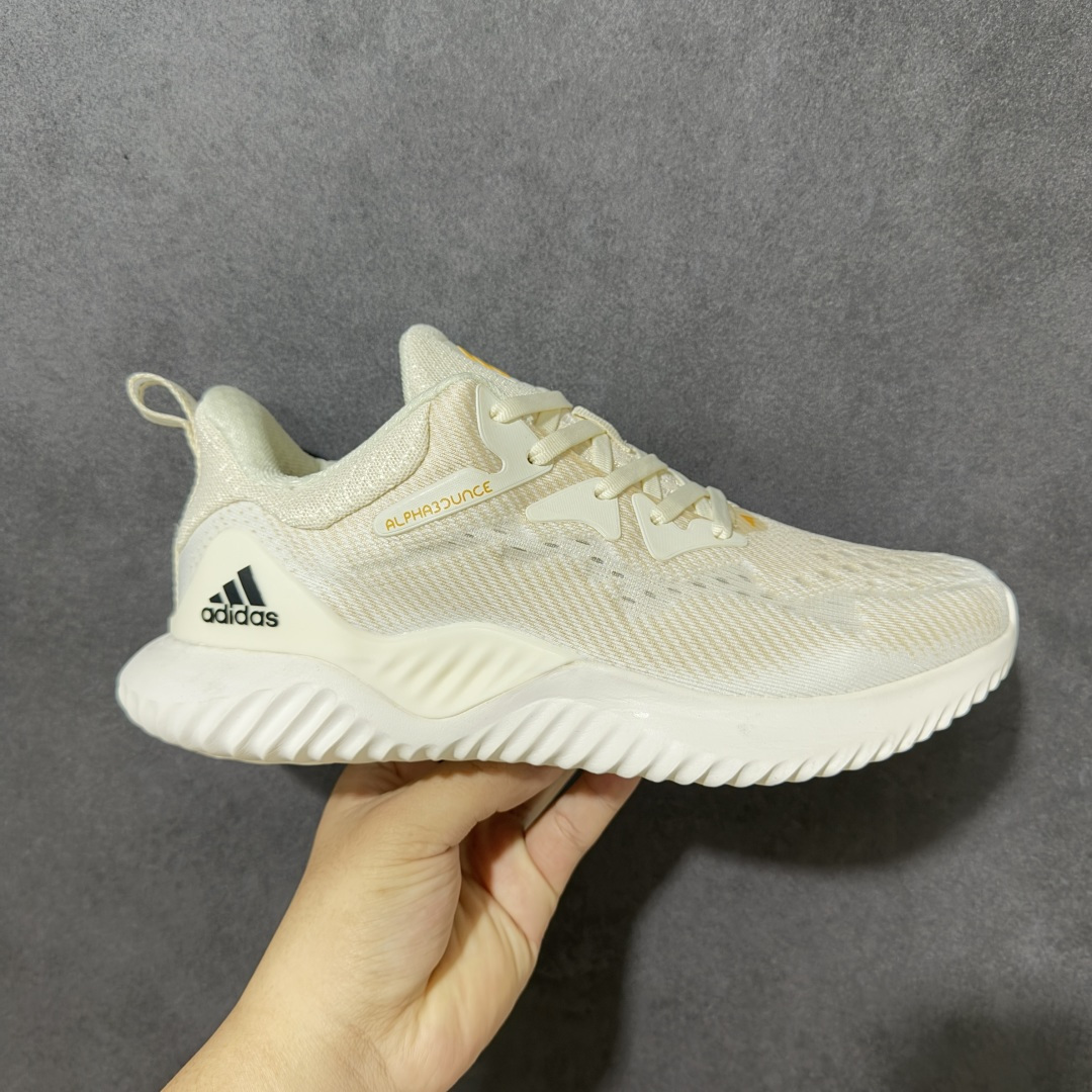 【公司级】adidas AlphaBounce Beyond 舒适 低帮 休闲跑步鞋 男女同款 CG4365 Bounce中底，回弹buff拉满，Bounce中底带来持续能量反馈，落地软弹不卸力，每一步都像踩在云朵上，跑跳、久走都不累脚。 一体织透气网布，兼顾包裹性与透气性，告别闷汗黏脚，脚感轻盈到几乎“无负担”。 波浪纹橡胶大底，抓地力拉满，耐磨防滑，无论是柏油路还是湿滑地面，都能稳步前行。 尺码：36 36.5 37 38 38.5 39 40 40.5 41 42 42.5 43 44 44.5 45-选品中心