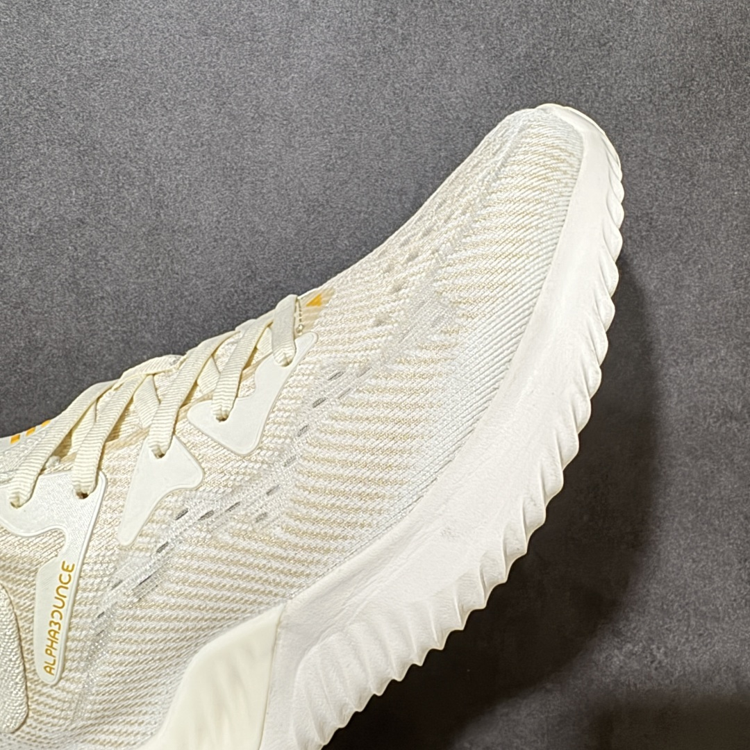 图片[8]-【公司级】adidas AlphaBounce Beyond 舒适 低帮 休闲跑步鞋 男女同款 CG4365 Bounce中底，回弹buff拉满，Bounce中底带来持续能量反馈，落地软弹不卸力，每一步都像踩在云朵上，跑跳、久走都不累脚。 一体织透气网布，兼顾包裹性与透气性，告别闷汗黏脚，脚感轻盈到几乎“无负担”。 波浪纹橡胶大底，抓地力拉满，耐磨防滑，无论是柏油路还是湿滑地面，都能稳步前行。 尺码：36 36.5 37 38 38.5 39 40 40.5 41 42 42.5 43 44 44.5 45-选品中心