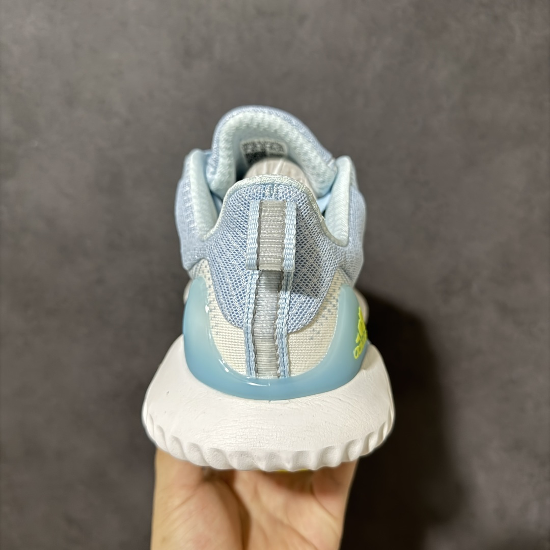 图片[4]-【公司级】adidas AlphaBounce Beyond 舒适 低帮 休闲跑步鞋 男女同款 CG4366 Bounce中底，回弹buff拉满，Bounce中底带来持续能量反馈，落地软弹不卸力，每一步都像踩在云朵上，跑跳、久走都不累脚。 一体织透气网布，兼顾包裹性与透气性，告别闷汗黏脚，脚感轻盈到几乎“无负担”。 波浪纹橡胶大底，抓地力拉满，耐磨防滑，无论是柏油路还是湿滑地面，都能稳步前行。 尺码：36 36.5 37 38 38.5 39 40 40.5 41 42 42.5 43 44 44.5 45-选品中心