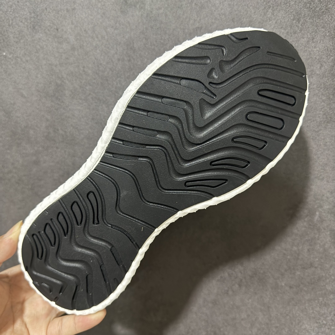 图片[9]-【公司级】阿迪达斯三叶草 Adidas Switch Fwd W 滑透气轻便 低帮 休闲跑步鞋 CG4861 Bounce中底，回弹buff拉满，Bounce中底带来持续能量反馈，落地软弹不卸力，每一步都像踩在云朵上，跑跳、久走都不累脚。 一体织透气网布，兼顾包裹性与透气性，告别闷汗黏脚，脚感轻盈到几乎“无负担”。 波浪纹橡胶大底，抓地力拉满，耐磨防滑，无论是柏油路还是湿滑地面，都能稳步前行。 尺码：36 36.5 37 38 38.5 39 40 40.5 41 42 42.5 43 44 44.5 45-选品中心