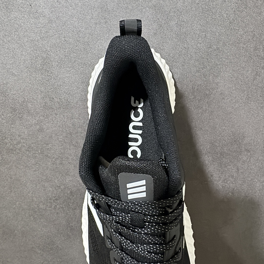 图片[6]-【公司级】阿迪达斯三叶草 Adidas Switch Fwd W 滑透气轻便 低帮 休闲跑步鞋 CG4861 Bounce中底，回弹buff拉满，Bounce中底带来持续能量反馈，落地软弹不卸力，每一步都像踩在云朵上，跑跳、久走都不累脚。 一体织透气网布，兼顾包裹性与透气性，告别闷汗黏脚，脚感轻盈到几乎“无负担”。 波浪纹橡胶大底，抓地力拉满，耐磨防滑，无论是柏油路还是湿滑地面，都能稳步前行。 尺码：36 36.5 37 38 38.5 39 40 40.5 41 42 42.5 43 44 44.5 45-选品中心