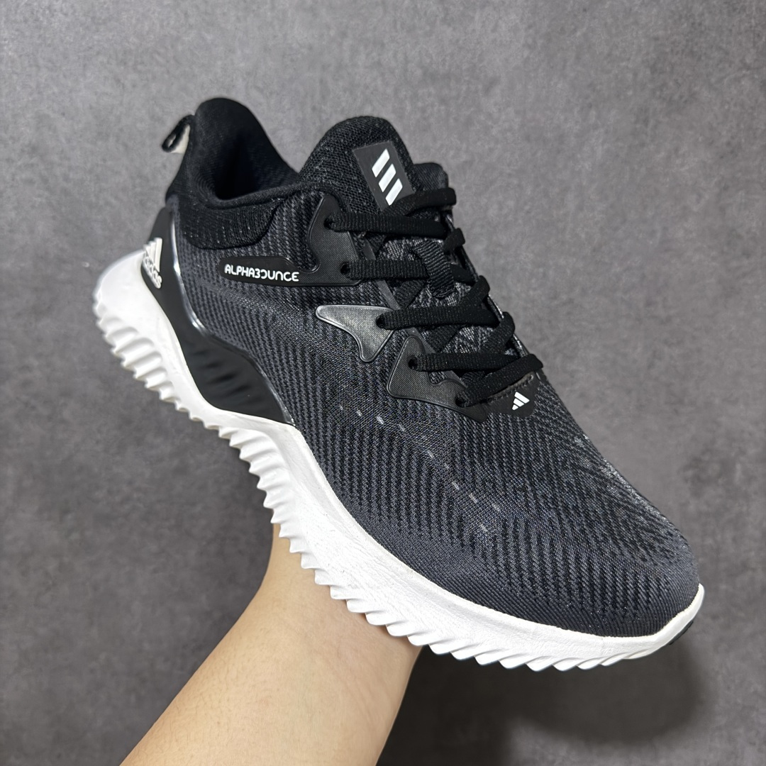 图片[3]-【公司级】adidas AlphaBounce Beyond 舒适 低帮 休闲跑步鞋 男女同款 CG4861 Bounce中底，回弹buff拉满，Bounce中底带来持续能量反馈，落地软弹不卸力，每一步都像踩在云朵上，跑跳、久走都不累脚。 一体织透气网布，兼顾包裹性与透气性，告别闷汗黏脚，脚感轻盈到几乎“无负担”。 波浪纹橡胶大底，抓地力拉满，耐磨防滑，无论是柏油路还是湿滑地面，都能稳步前行。 尺码：36 36.5 37 38 38.5 39 40 40.5 41 42 42.5 43 44 44.5 45-选品中心