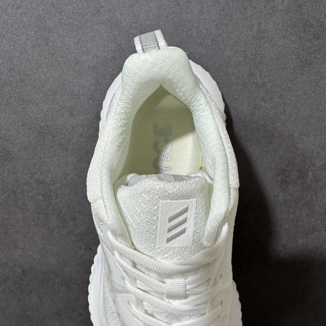 图片[6]-【公司级】adidas AlphaBounce Beyond 舒适 低帮 休闲跑步鞋 男女同款 CG4364 Bounce中底，回弹buff拉满，Bounce中底带来持续能量反馈，落地软弹不卸力，每一步都像踩在云朵上，跑跳、久走都不累脚。 一体织透气网布，兼顾包裹性与透气性，告别闷汗黏脚，脚感轻盈到几乎“无负担”。 波浪纹橡胶大底，抓地力拉满，耐磨防滑，无论是柏油路还是湿滑地面，都能稳步前行。 尺码：36 36.5 37 38 38.5 39 40 40.5 41 42 42.5 43 44 44.5 45-选品中心