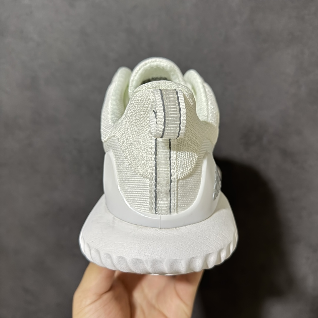 图片[4]-【公司级】adidas AlphaBounce Beyond 舒适 低帮 休闲跑步鞋 男女同款 CG4364 Bounce中底，回弹buff拉满，Bounce中底带来持续能量反馈，落地软弹不卸力，每一步都像踩在云朵上，跑跳、久走都不累脚。 一体织透气网布，兼顾包裹性与透气性，告别闷汗黏脚，脚感轻盈到几乎“无负担”。 波浪纹橡胶大底，抓地力拉满，耐磨防滑，无论是柏油路还是湿滑地面，都能稳步前行。 尺码：36 36.5 37 38 38.5 39 40 40.5 41 42 42.5 43 44 44.5 45-选品中心