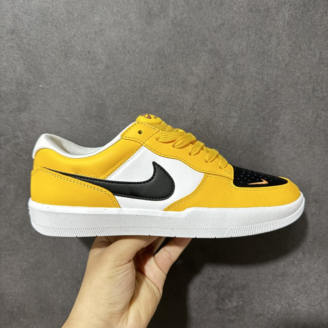 【公司级】Nike SB Force 58 硫化杯底 传统篮球风格板鞋 Nike SB Force 58 男/女滑板鞋采用包边设计 经久耐穿 硫化结构则有效提升灵活性 穿上这款创意力作 助你耀动街头 采用帆布和翻毛皮组合材料 融入打孔设计 为你打造彰显经典篮球风范的整体造型 货号：DH7505-700 尺码：36 36.5 37.5 38 38.5 39 40 40.5 41 42 42.5 43 44 45-选品中心