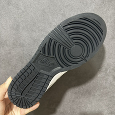 Nike SB Dunk Low 绑带 低帮休闲板鞋 DD1391-100#大厂纯原品质出货 超高清洁度 Nike SB Dunk Low 绑带 低帮休闲板鞋 DD1391-100#大厂纯原品质出货 超高清洁度
