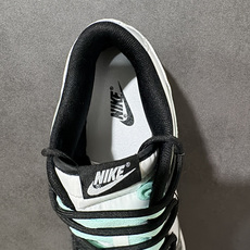 Nike SB Dunk Low 绑带 低帮休闲板鞋 DD1391-100#大厂纯原品质出货 超高清洁度 Nike SB Dunk Low 绑带 低帮休闲板鞋 DD1391-100#大厂纯原品质出货 超高清洁度