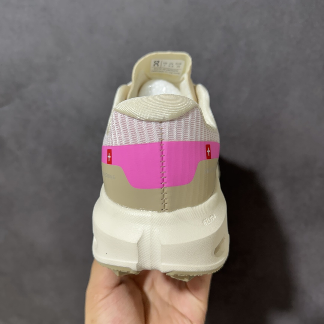 图片[4]-【公司级】昂跑On Cloud新品男女同款缓震徒步鞋厚底增高运动老爹鞋 云模块高弹eva十橡胶组合，缓震回弹双效合一，抓地力及耐磨性兼备原装进口织物鞋面，厚实兼备透气性，同步原版高频压印及压胶处理，3m反光加持缓震性能提升：采用了先进的缓震技术，能够有效减少跑步时对关节的冲击，保护运动者的健康。其独特的缓震系统设计能够提供稳定的支撑，确保跑者在跑道上尽情释潜能。 这款运动鞋注重透气性和舒适性，采用轻盈透气的材料，确保双脚在奔跑中感受自由和快感。紧密贴合脚型的设计，提供稳定的支撑，让跑者在奔跑中更加自如。 尺码：36-40无半码-选品中心