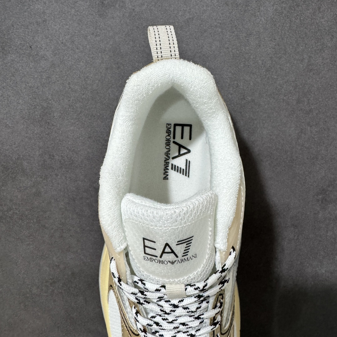 图片[6]-【公司级】Emporio Armani EA7 舒适百搭系带低帮休闲跑步鞋 承袭阿玛尼经典设计基因，以简约利落低帮廓形，融合运动机能与轻奢质感。精选透气网布、柔韧皮革拼接鞋面，兼顾轻盈透气与支撑耐用；系带贴合设计，自由调节松紧，久穿不累脚。鞋身点缀标志性撞色徽标与鹰形logo，低调彰显品牌辨识度，不张扬却自带气场。柔韧防滑大底，减震回弹，城市漫步、日常通勤、轻运动皆适配。百搭造型，牛仔裤、卫裤、休闲西装轻松驾驭，把高级感穿进每一步日常。 货号：X8X249 尺码：36-45没半码-选品中心