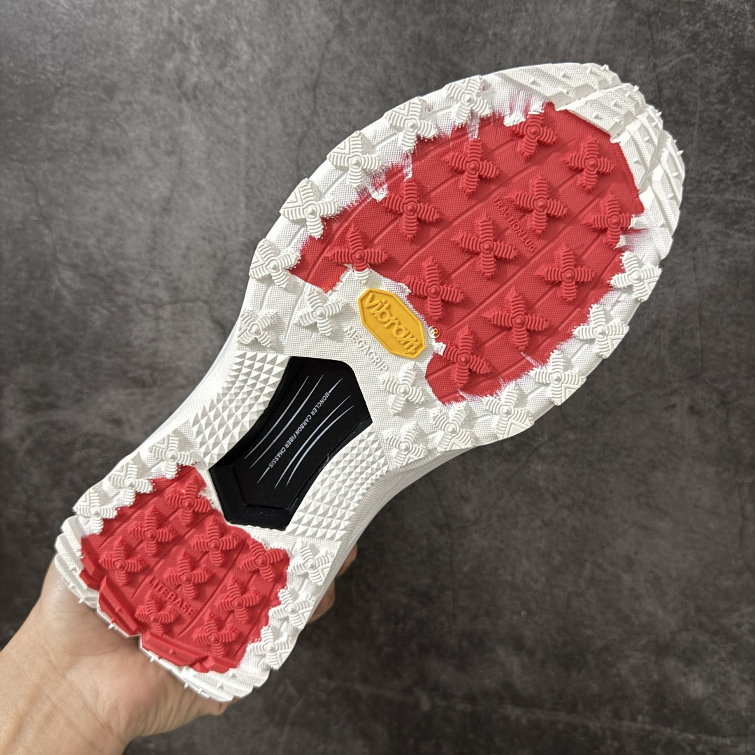 图片[9]-【纯原OK版本】Moncler 盟可睐/蒙口 Trailgrip GTX 抗撕裂材质山地户外鞋 鞋身采用Cordura防撕裂尼龙/Gore-Tex防水材质 中底内置全掌碳板 支撑性能拉满 侧边3M反光带 #大底采用RB MD 碳板 TPU 五层分离组合 鞋底搭载Vibram外底提供超强的抓地力和防滑性能 原装大盒包装 内赠Moncler徽章防层袋一副 尺码：36 36.5 37.5 38 38.5 39 40 40.5 41 42 42.5 43 44 44.5 45 46-选品中心