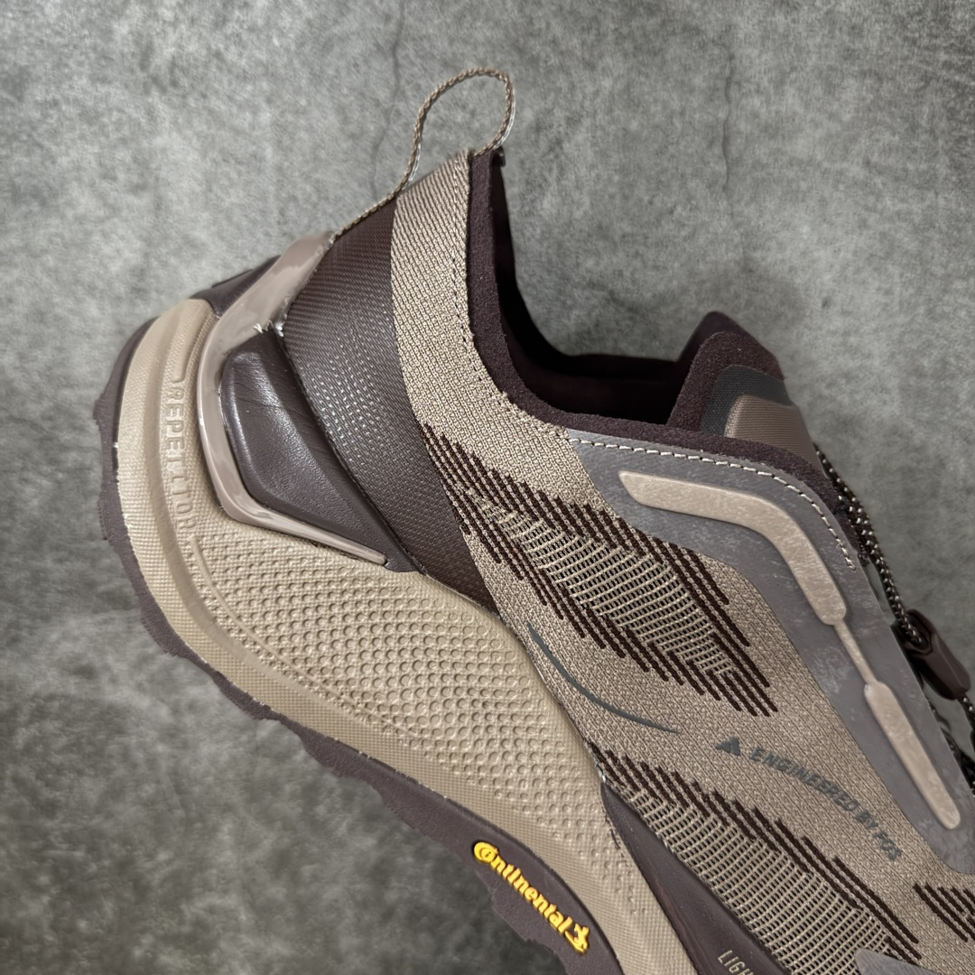图片[7]-【公司级】adidas HOLO PEAK 舒适贴合 户外越野跑鞋 男女同款 棕色 KI1522 顶级纯原 原鞋私模1：1开发 抽绳绑带设计，黑武士款机能感拉满，Lightstrike Pro中底踩出硬核气场，暗黑美学直接封神；黑武士款通透网面+流线型设计，清爽又轻盈，穿搭脚感全拿捏；大地咖款复古氛围感拉满，马牌大底防滑耐磨，抓地力超稳，软弹中底适合长时间步行越野不累脚，超高颜值 百搭各种风格！ 尺码：36-45含半码-选品中心