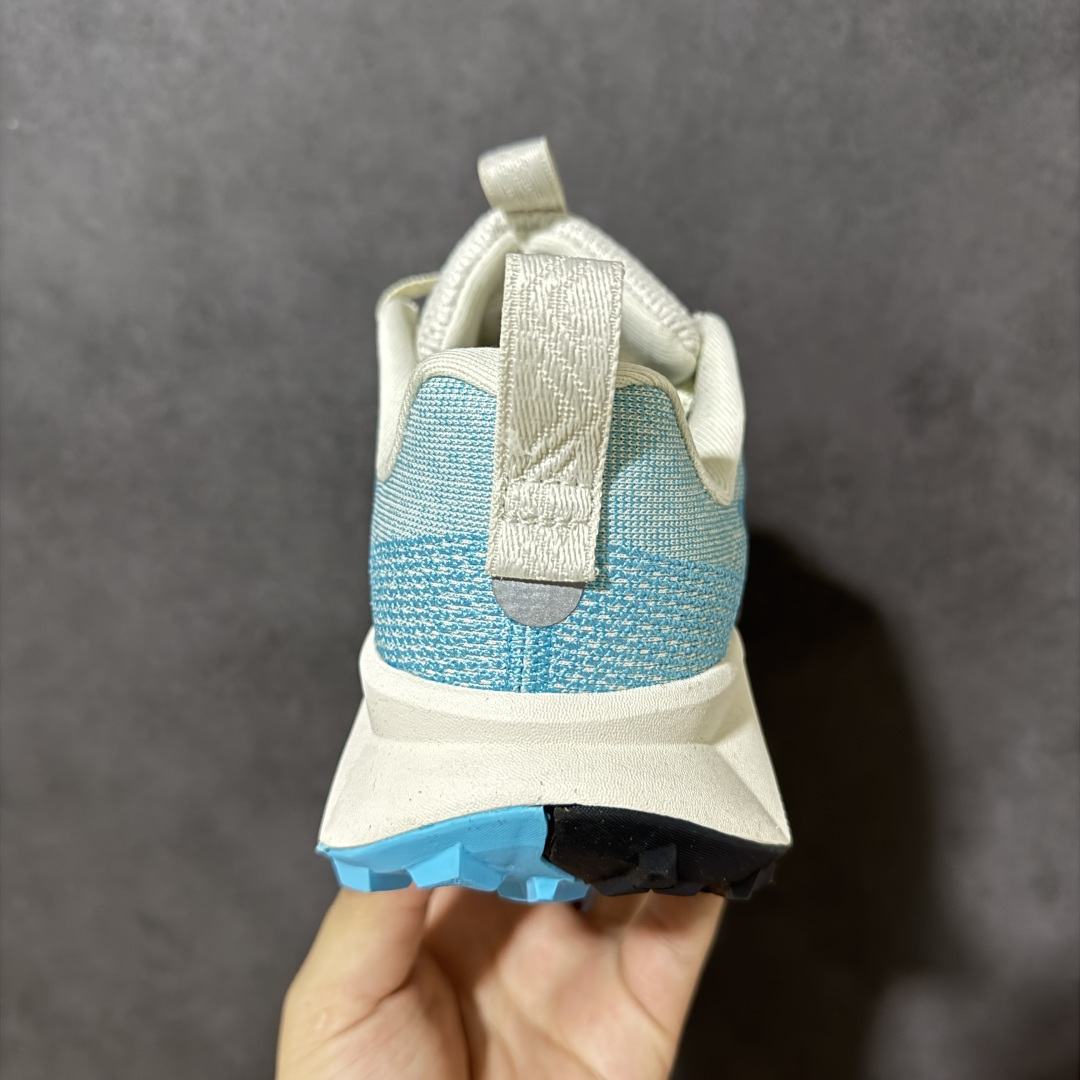 图片[4]-【公司级】Nike Reactx Wildhorse 10 耐克 防滑耐磨 轻盈舒适 越野跑步鞋 兼顾迅疾外观和稳固脚感 后跟覆面和中足动态支撑巧妙融合 缔造稳定顺畅的迈步体验 货号：FV2338-010 尺码：36 36.5 37.5 38 38.5 39 40 40.5 41 42 42.5 43 44 45-选品中心