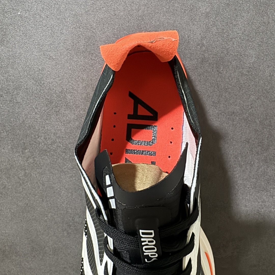 图片[6]-【公司级】Adidas Adizero Dropset Elite 阿迪达斯 舒适贴合 Hyrox 马拉松训练跑步鞋 整体采用前作的设计语言 并且对后者的细节进行升级 马拉松和长距离路跑的性能极限设计而生 货号：LA6218 尺码：40 41 42 43 44 45-选品中心