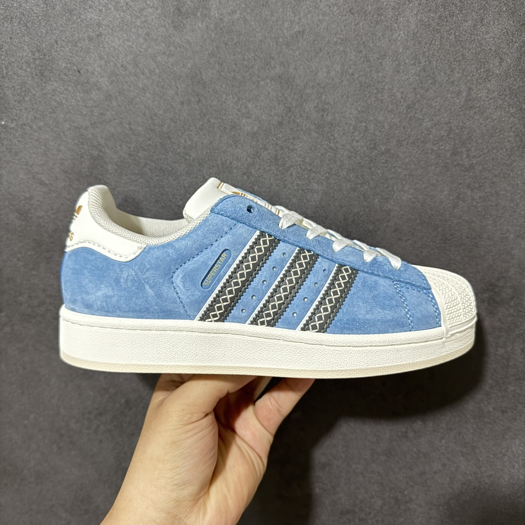 【公司级】Adidas Originals Superstar贝壳头 2026全新版本 贝壳头官方同步 渠道正品订单 诠释市场最高工艺水平 贝壳头经典小白板鞋 专柜上架同步配色 全鞋进口头层皮料打造。区别市面普通真标版本,进出专柜无压力 货号: LC0469 尺码: 35 36 36.5 37.5 38 38.5 39 40-选品中心