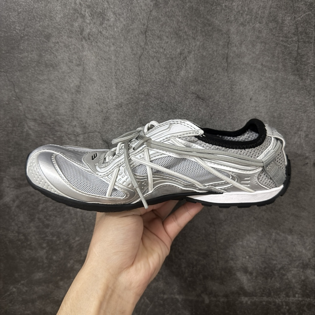 图片[2]-【XA版本】Balenciaga巴黎世家 Radar 圆头系带 做旧效果 低帮 生活休闲鞋 巴黎世家25代 轻薄款经典出货 这个非常适合春夏季 很薄很轻 摆脱了巴黎世家往昔那种笨重的观念 尺码：35-46-选品中心