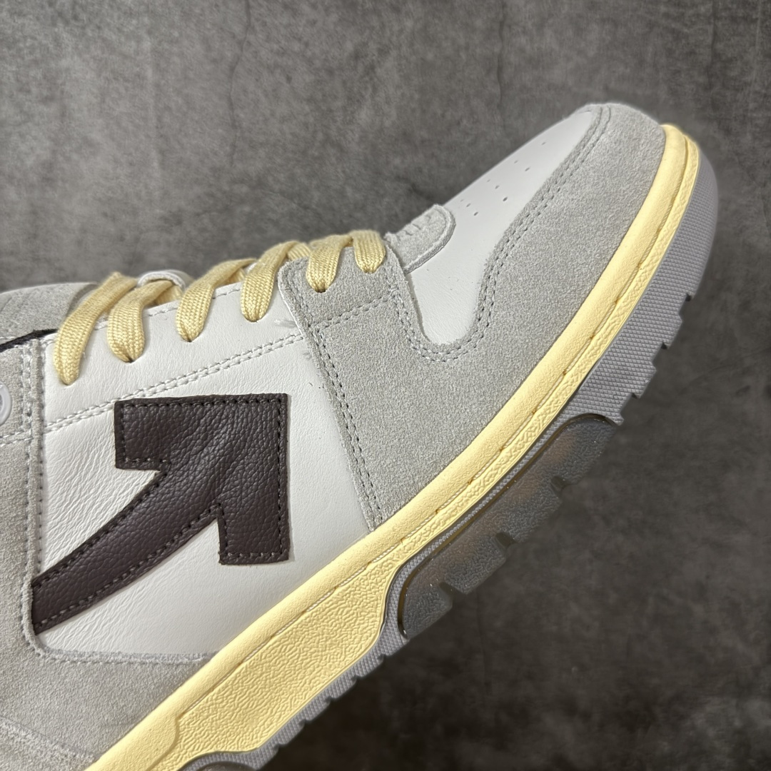 图片[6]-【原厂版】OFF-WHITE Out Of Office OW低帮时尚板鞋 白黑 全新版本 大厂出货 全头层软质皮料 质感满分💯 细节描述市场货 配件齐全 杨幂同款 由经典配色打造 箭头符号、ZipTie 标签、1ogo印花等经典元素皆在此呈现 让人一眼明了 Off-White 的潮流身份 单品以黑白配色皮质制成 饰有品牌标志性 zip Tie 束线带吊牌 侧面饰有 Arrows 图案 展现出品牌对街头风格的偏爱 原厂原档案开发 原盒原标原厂头层皮料 官方原版设计 做工细节全方位对比原鞋 尺码：35 36 37 38 39 40 41 42 43 44 45 46 47-选品中心