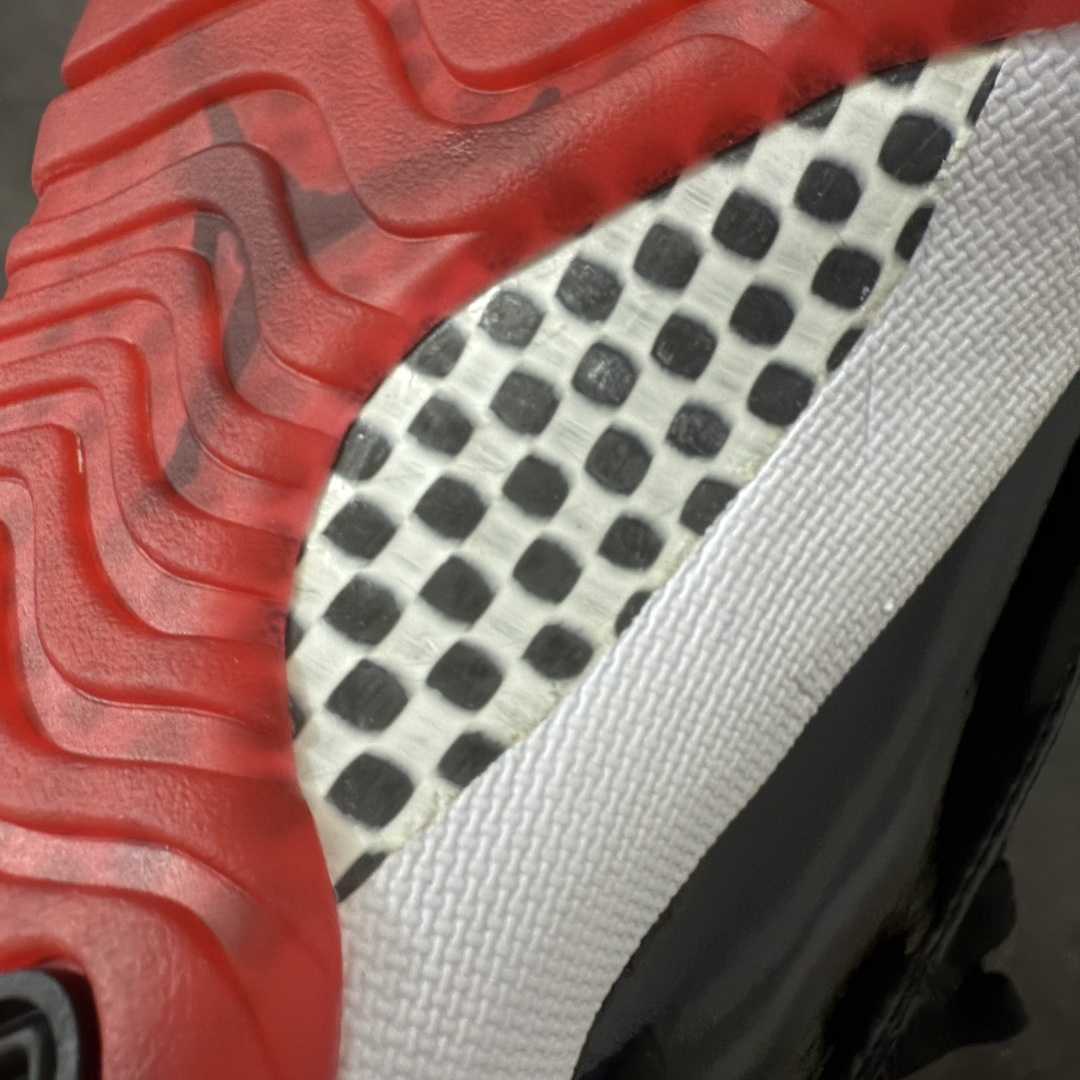 图片[9]-【OV纯原版】 Nike Air Jordan 11 RETRO AJ11 乔11 高帮运动文化篮球鞋 黑红 378037-061 大厂出品全新品质 升级原楦原纸版数据开发版型 采用漆皮镀膜牛培革组合耐磨防刮牛津布鞋面材质 搭载原厂碳纤维缓震中底 还原ZP细节 原厂流水成型工艺 厂级拉帮注胶效果 尺码：40-47.5含半码45.5-选品中心