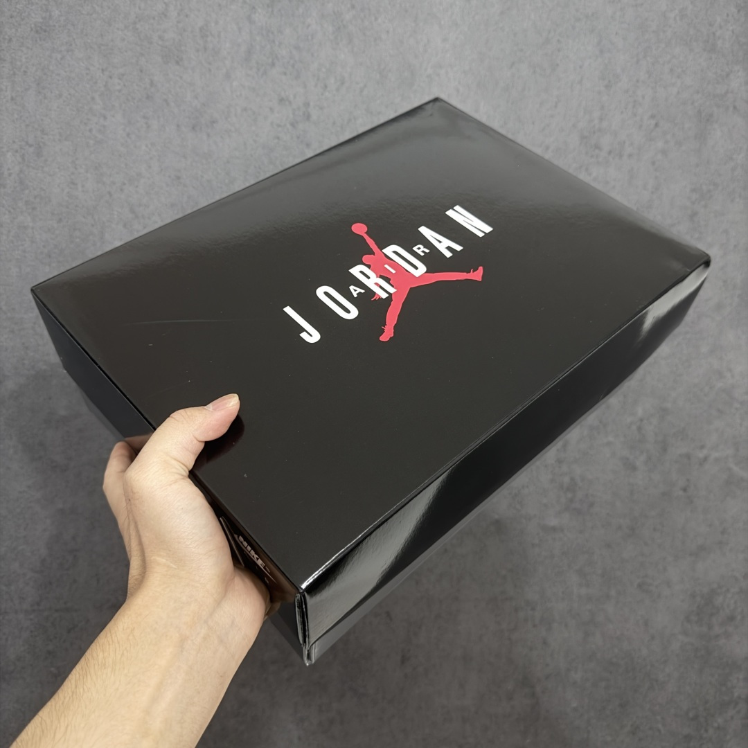 图片[11]-【OV纯原版】 Nike Air Jordan 11 RETRO AJ11 乔11 高帮运动文化篮球鞋 康扣 CT8012-100 大厂出品全新品质 升级原楦原纸版数据开发版型 采用漆皮镀膜牛培革组合耐磨防刮牛津布鞋面材质 搭载原厂碳纤维缓震中底 还原ZP细节 原厂流水成型工艺 厂级拉帮注胶效果 尺码：40-47.5含半码45.5-选品中心