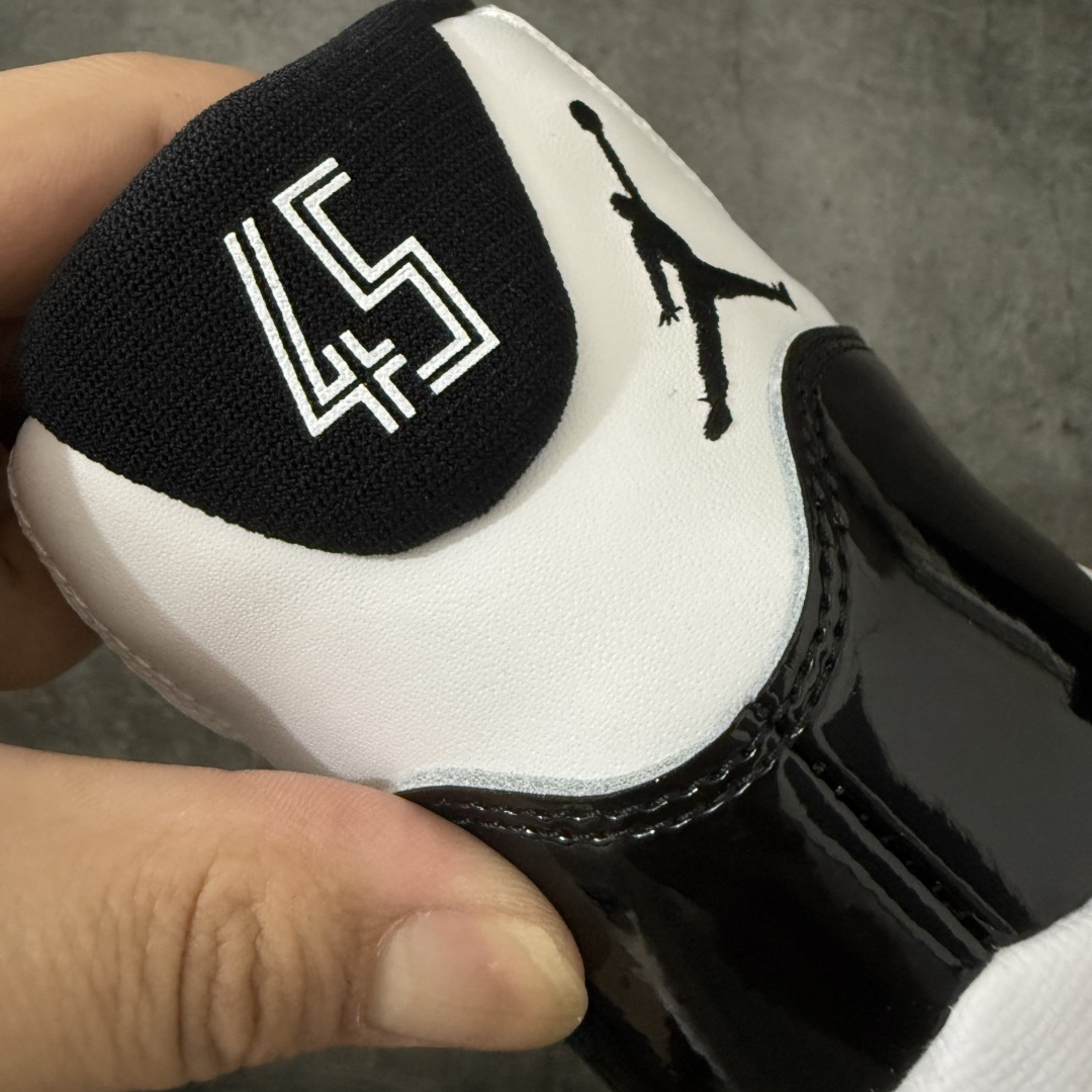 图片[2]-【OV纯原版】 Nike Air Jordan 11 RETRO AJ11 乔11 高帮运动文化篮球鞋 康扣 CT8012-100 大厂出品全新品质 升级原楦原纸版数据开发版型 采用漆皮镀膜牛培革组合耐磨防刮牛津布鞋面材质 搭载原厂碳纤维缓震中底 还原ZP细节 原厂流水成型工艺 厂级拉帮注胶效果 尺码：40-47.5含半码45.5-选品中心
