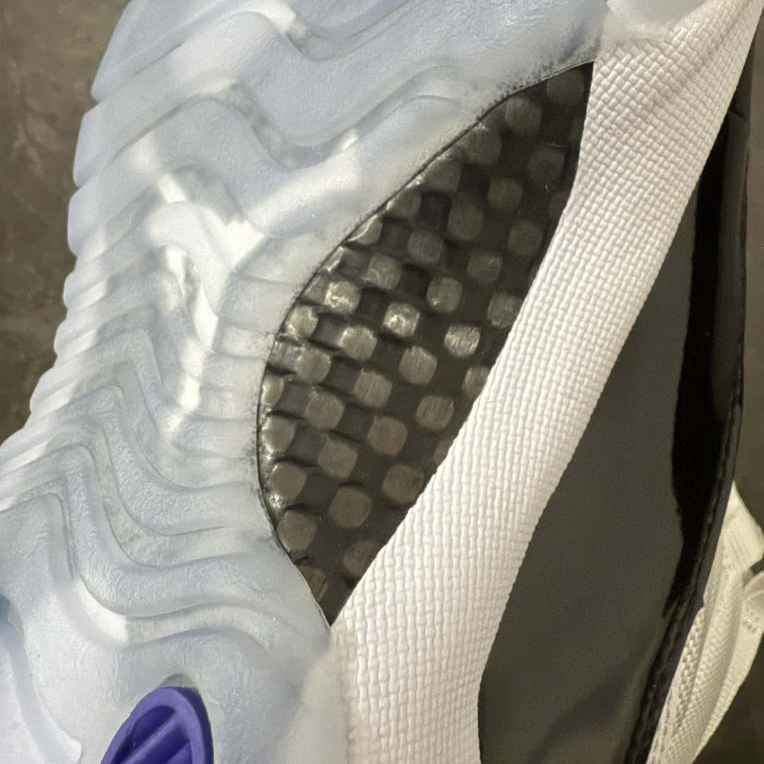 图片[9]-【OV纯原版】 Nike Air Jordan 11 RETRO AJ11 乔11 高帮运动文化篮球鞋 康扣 CT8012-100 大厂出品全新品质 升级原楦原纸版数据开发版型 采用漆皮镀膜牛培革组合耐磨防刮牛津布鞋面材质 搭载原厂碳纤维缓震中底 还原ZP细节 原厂流水成型工艺 厂级拉帮注胶效果 尺码：40-47.5含半码45.5-选品中心