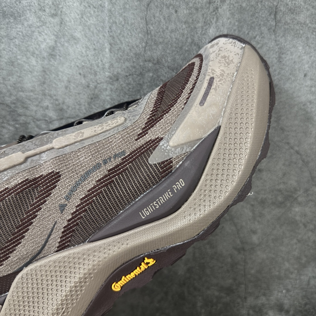 图片[6]-【纯原版】adidas HOLO PEAK 舒适贴合 户外越野跑鞋 男女同款 KI1522 顶级纯原 原鞋私模1：1开发 抽绳绑带设计，黑武士款机能感拉满，Lightstrike Pro中底踩出硬核气场，暗黑美学直接封神；黑武士款通透网面+流线型设计，清爽又轻盈，穿搭脚感全拿捏；大地咖款复古氛围感拉满，马牌大底防滑耐磨，抓地力超稳，软弹中底适合长时间步行越野不累脚，超高颜值 百搭各种风格！ 尺码：36-45含半码-选品中心